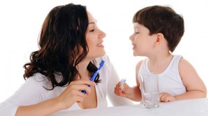 Trình tự mọc răng và cách vệ sinh răng miệng cho trẻ